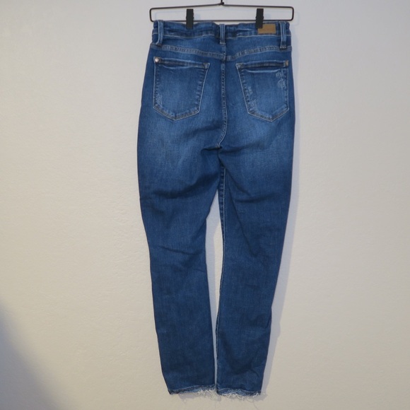 Judy Blue Relaxed Fit Jeans Distressed Mid Rise Boyfriend Casual Destroyed 9 - Picture 6 of 10